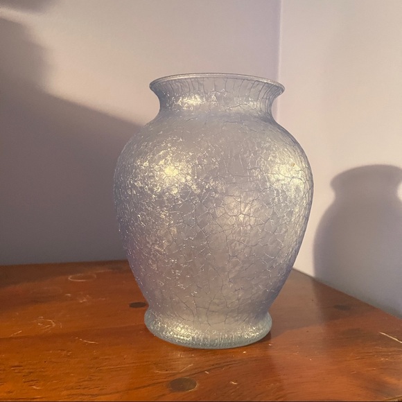 Periwinkle 90s Vase - Picture 6 of 7